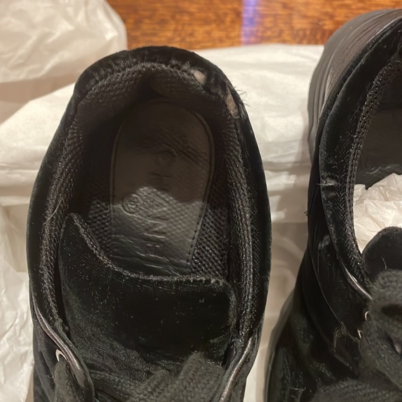 Chanel, sneaker in suede, black - Picture 3 of 8